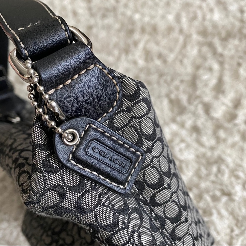 Coach Signature Handbag - Picture 3 of 9